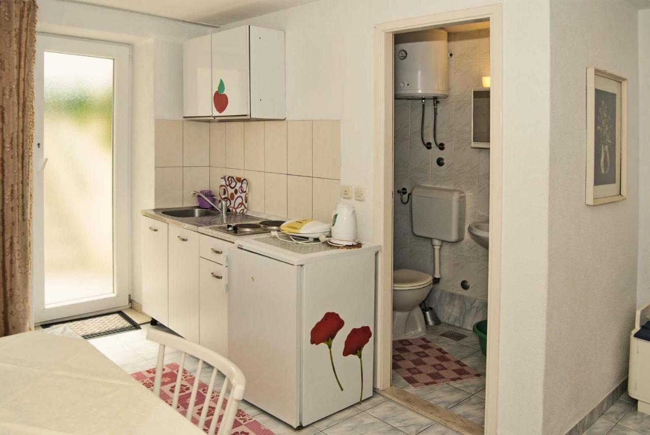 Guest house Mili 732 Makarska